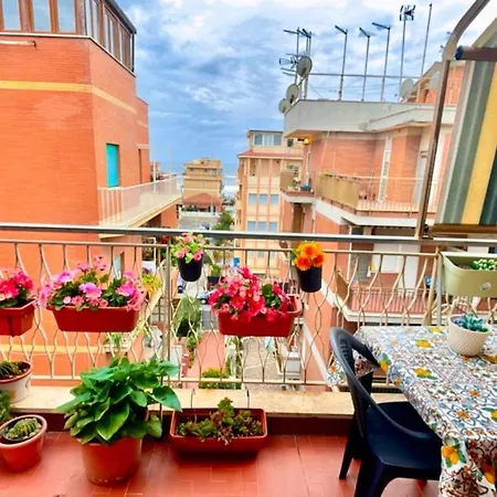 Penthouse Salus Sea View Terrace * Lido di Ostia