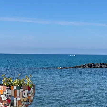 Penthouse Salus Sea View Terrace Apartment